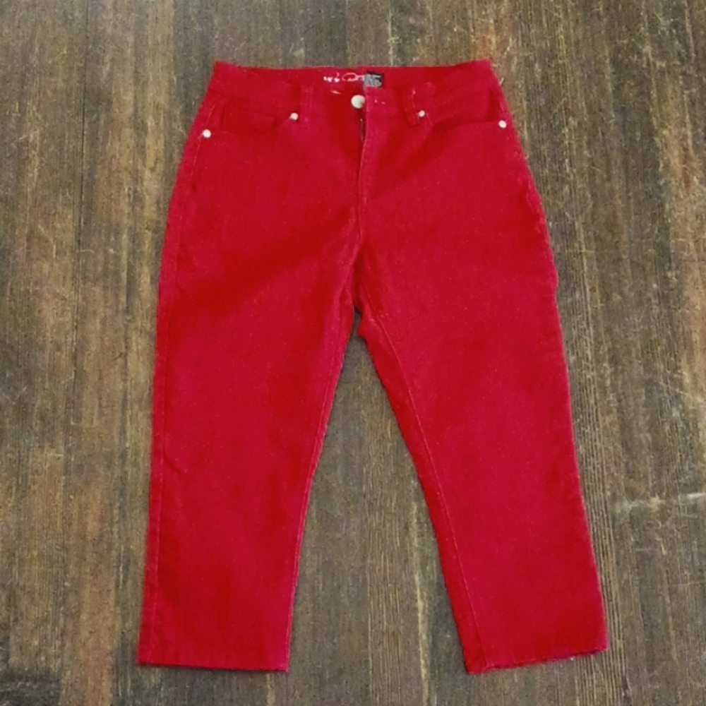 🔷️8 Petite Capri Stretch, Gloria Vanderbuilt